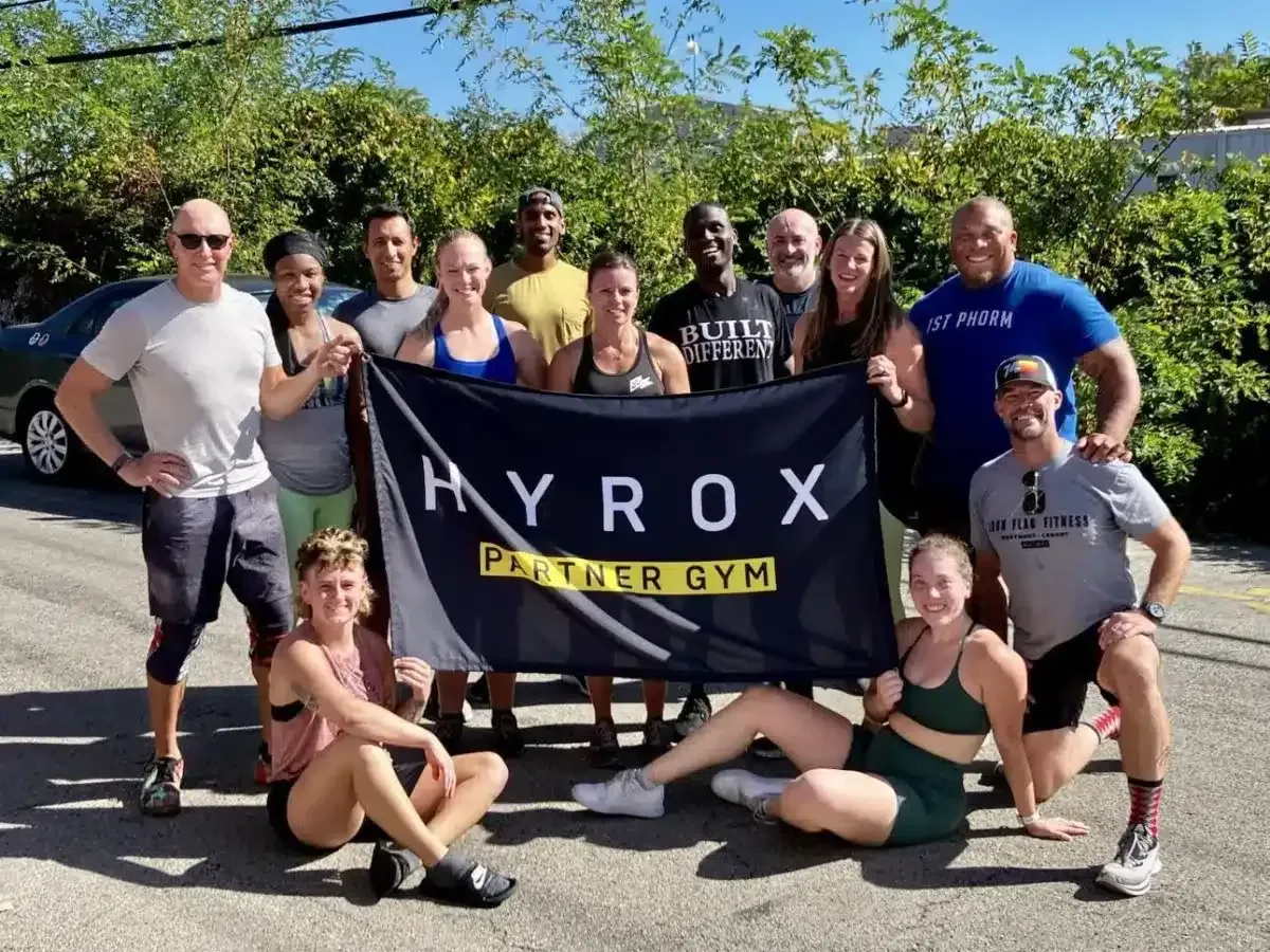 HYROX partner gym group photo